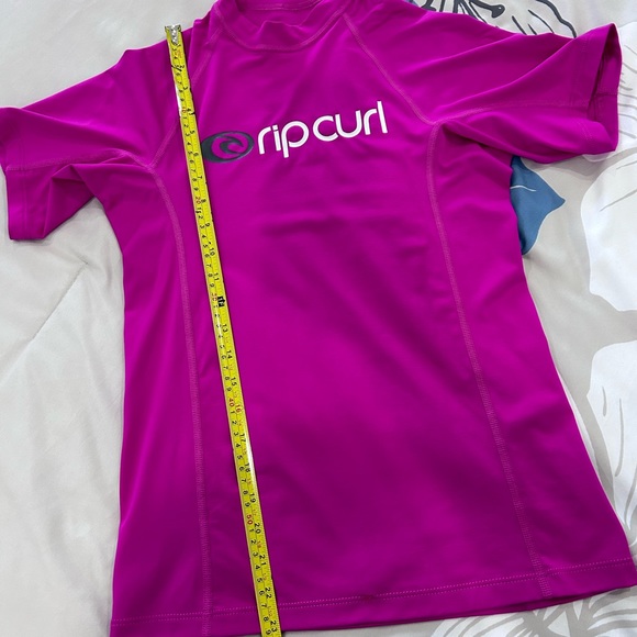 RIP CURL • Girl/Junior Pink Athletic T-Shirt • sz Large/12 - Picture 9 of 9